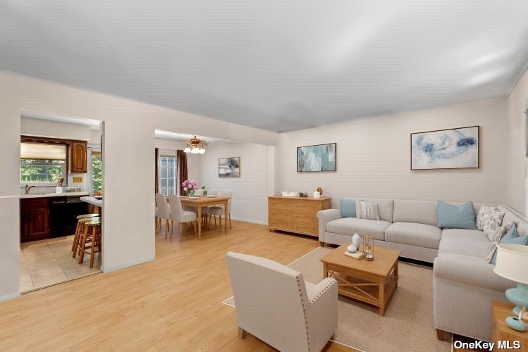 Photo 4 of 23 of 195 Melville Road house