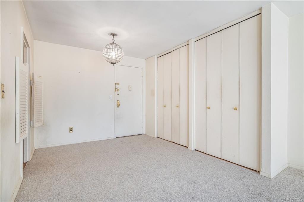 16 Lake Street #3J, White Plains, New York image 3