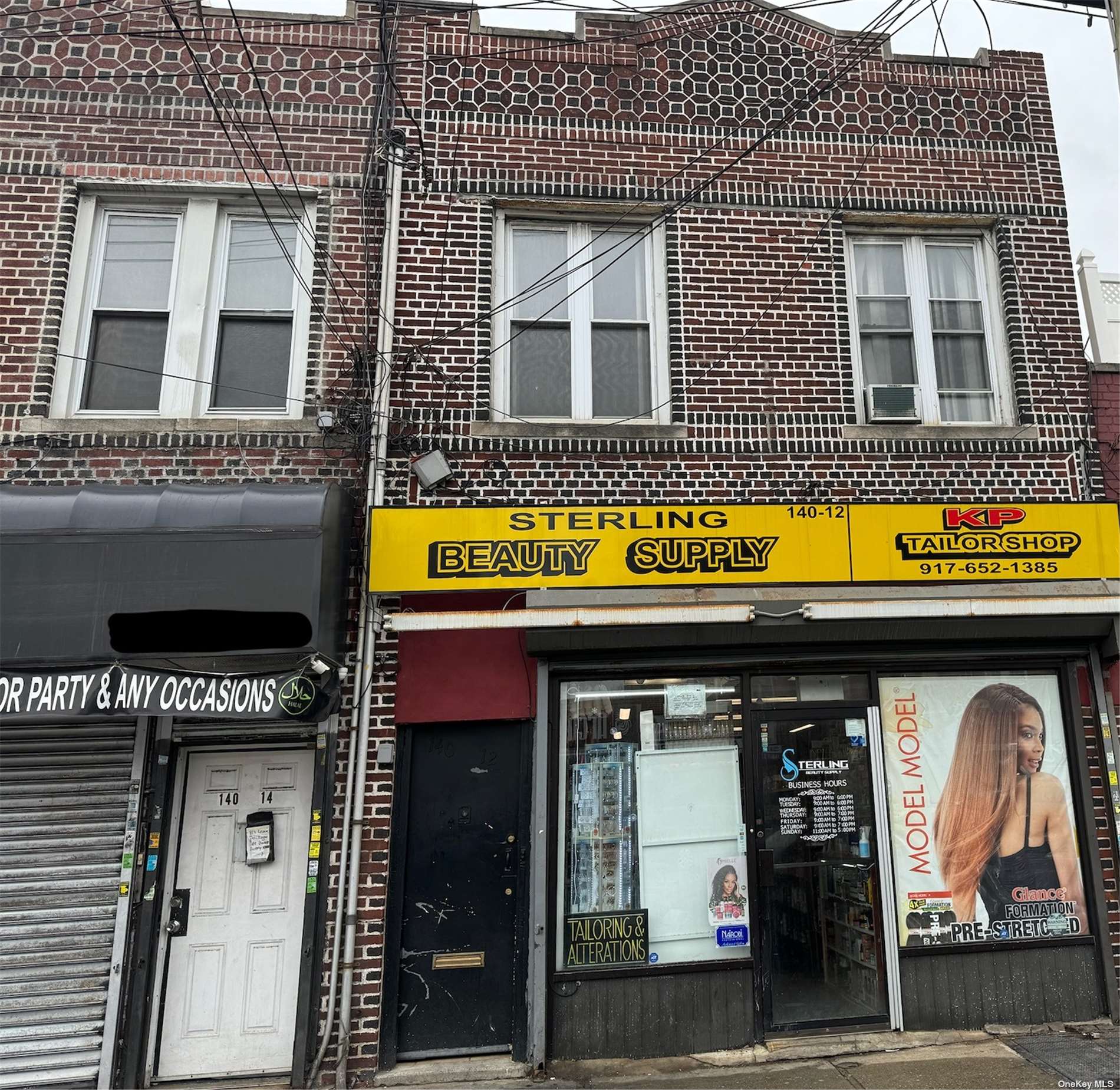 Rockaway Boulevard, Jamaica, Queens, NY - 3 Bedrooms  
4.5 Bathrooms  
10 Rooms - 