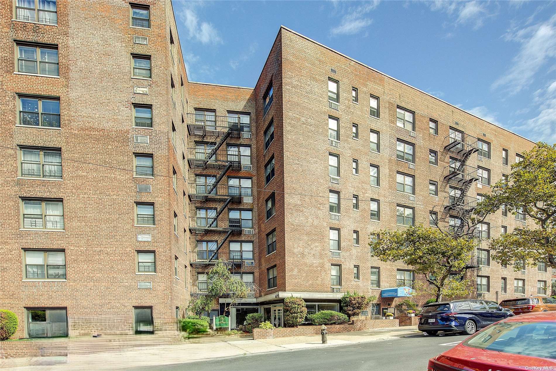 63-95 Austin Street #3D, Rego Park, New York image 2