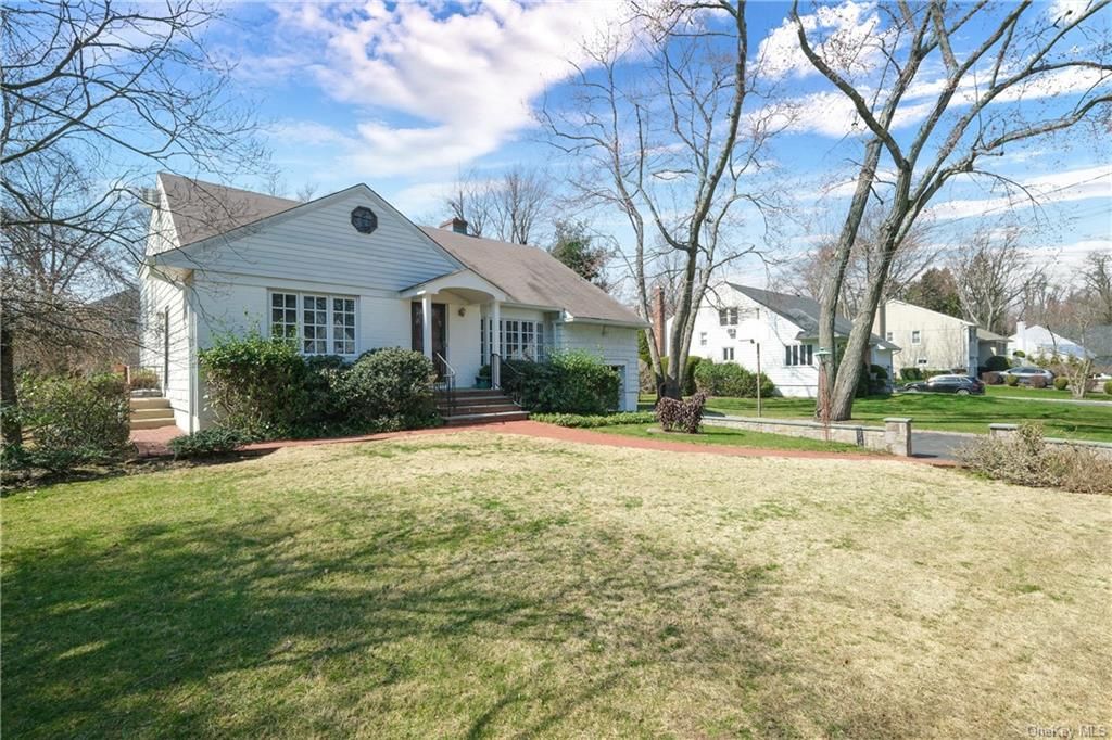 74 Van Etten Boulevard, New Rochelle, NY 10804, MLS H6291859 Howard