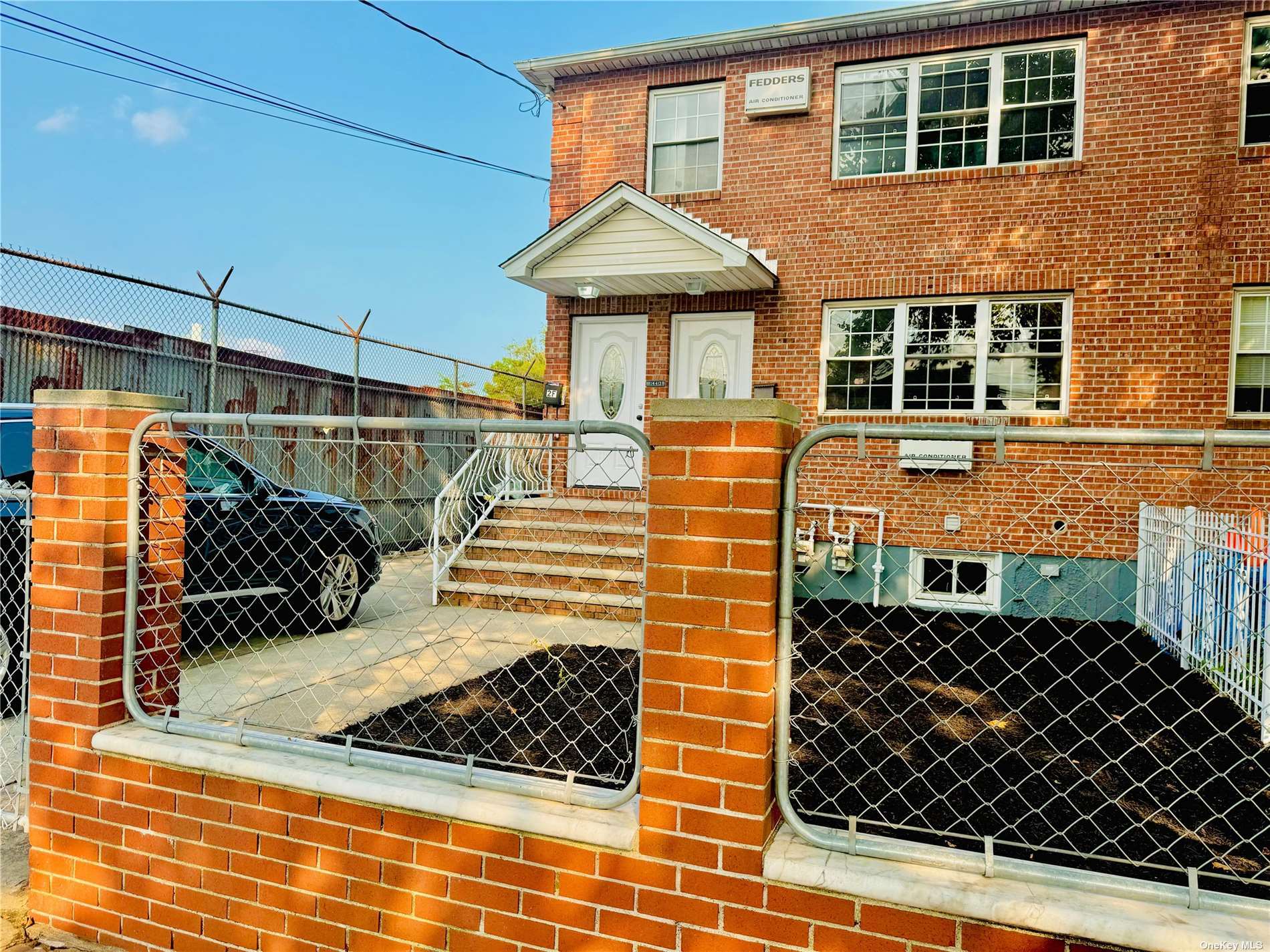 14413 222nd Street, Laurelton, Queens, NY - 6 Bedrooms  
4 Bathrooms  
9 Rooms - 