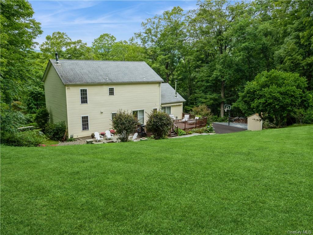 94 Perks Boulevard, Cold Spring, New York image 28