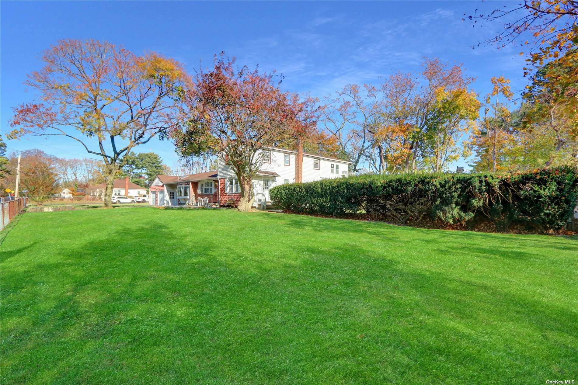 27 Eastern Avenue, Brentwood, New York image 5