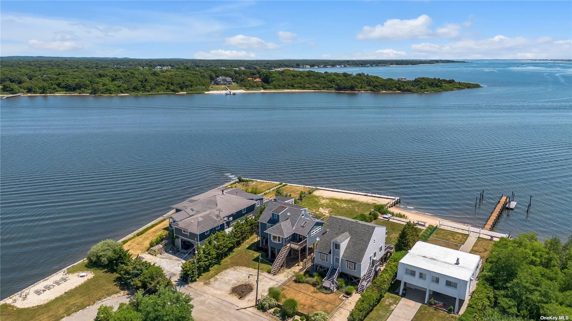 55 Oceanview Drive, Mastic Beach, New York image 30