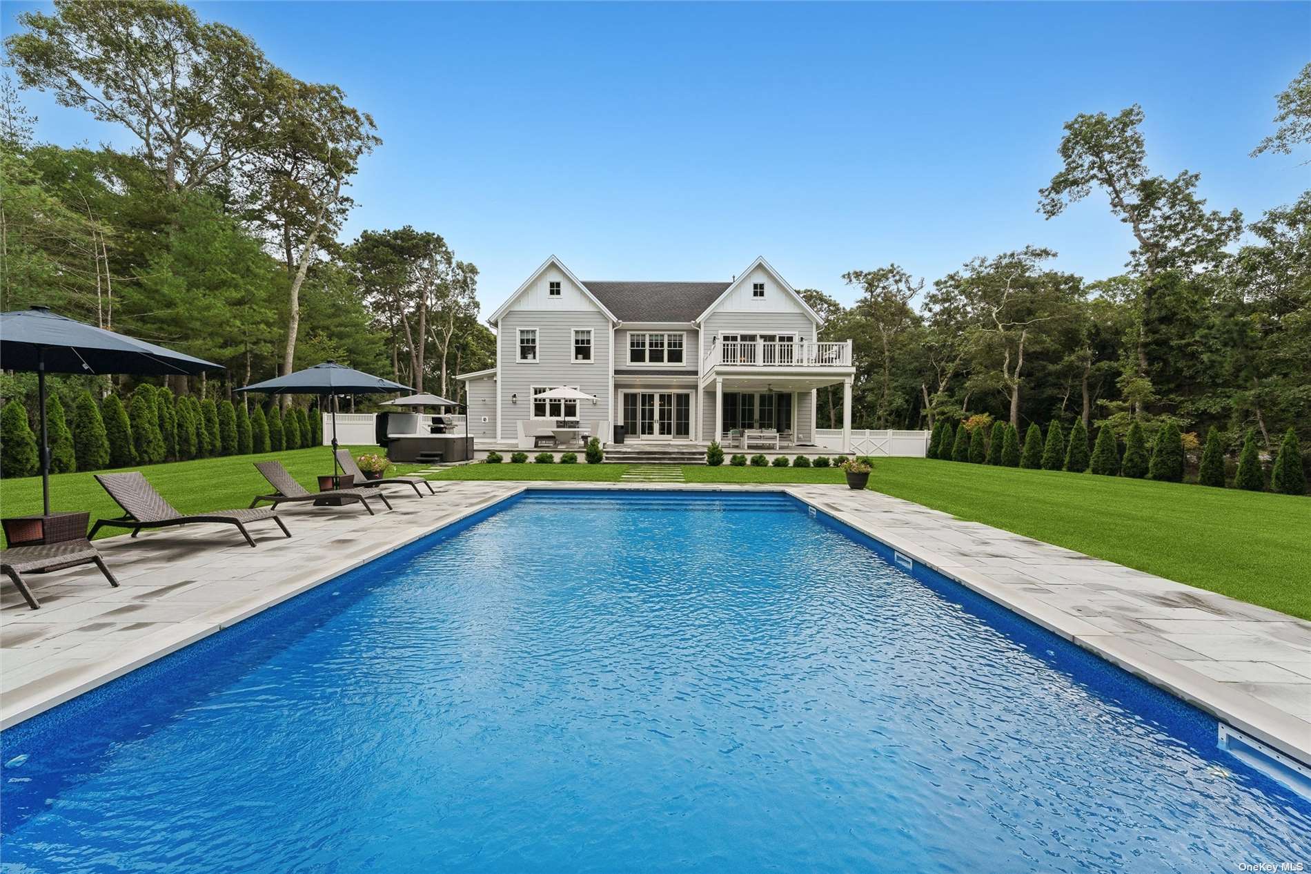 Mill Road, Remsenburg, Hamptons, NY - 6 Bedrooms  
5 Bathrooms - 