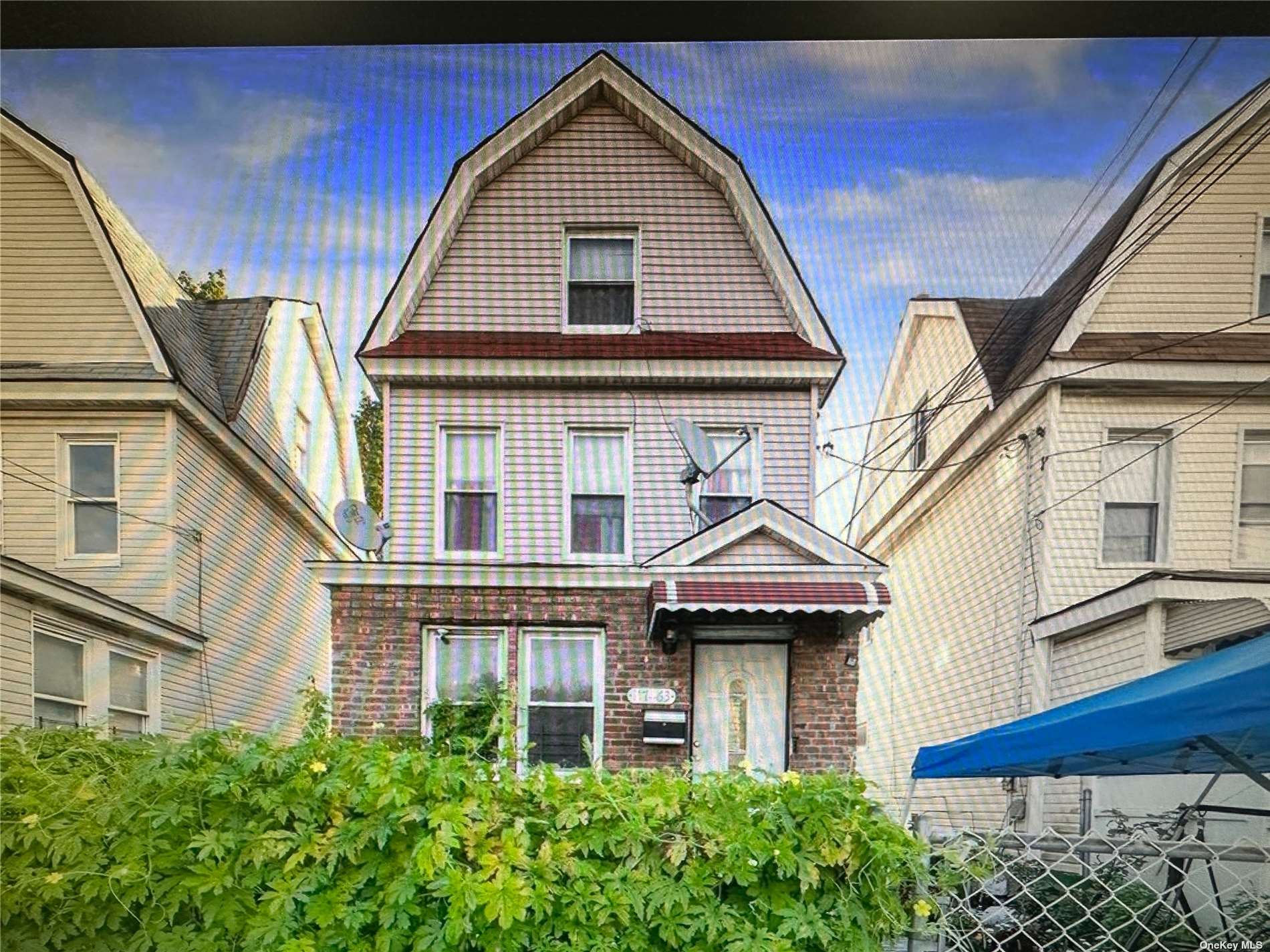 140th Street, Jamaica, Queens, NY - 4 Bedrooms  
2 Bathrooms  
11 Rooms - 