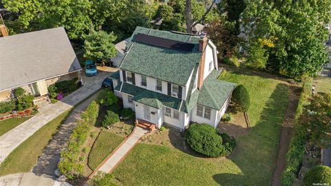 193-32 Foothill Avenue Holliswood NY 11423