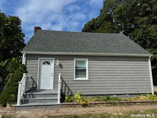 View Roosevelt, NY 11575 house