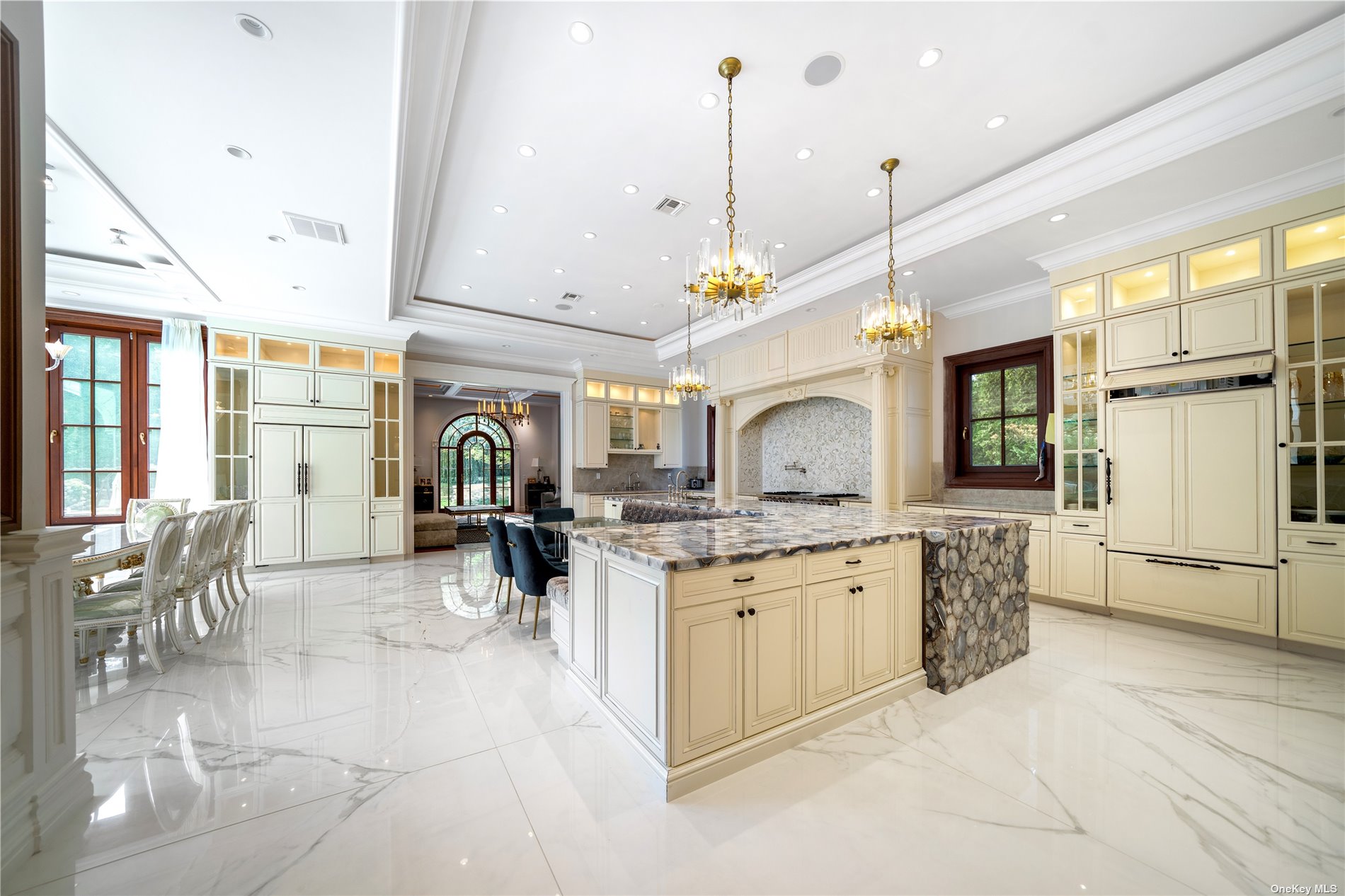 5 Longwood Road