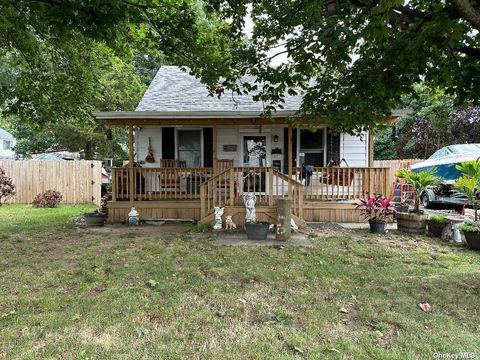 Homes For Sale - 151 Forest Avenue<br/> West Babylon, NY 11704