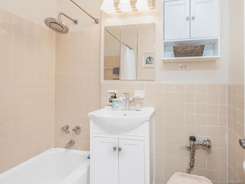 3201 Grand Concourse #2E, Bronx, New York image 9