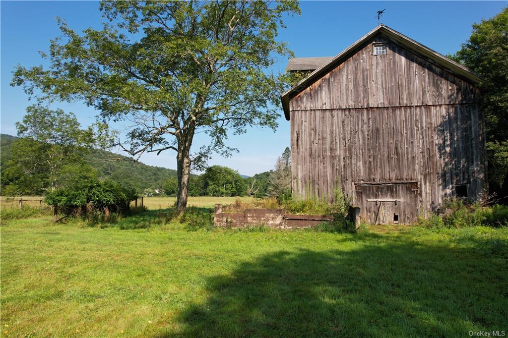 2245 Beaverkill Road, Livingston Manor, New York image 17