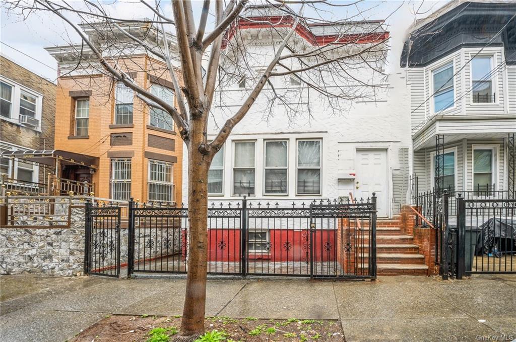 Property for Sale at 671 E 224th Street, Bronx, New York - Bedrooms: 9 
Bathrooms: 4  - $849,000