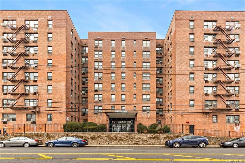 Photo 1 of 12 of 277 Bronx River Road 6K co-op property