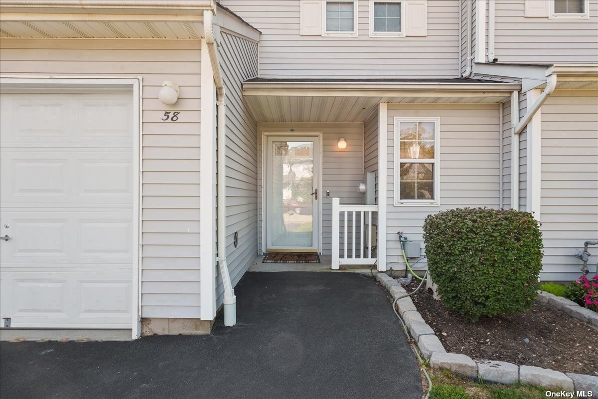 58 Smith Avenue #58, Bay Shore, New York image 3