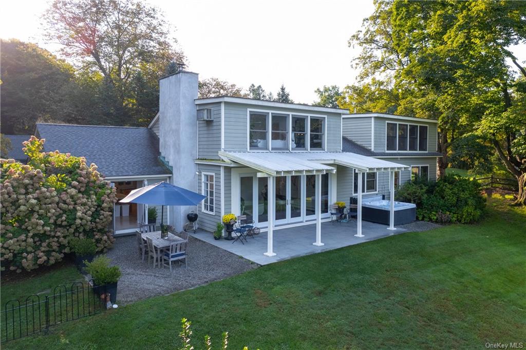 Property for Sale at 75 Indian Brook Road, Garrison, New York - Bedrooms: 3 
Bathrooms: 3 
Rooms: 8  - $2,650,000