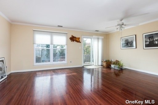 Photo 3 of 21 of 100-9 Baker Court 9 condo