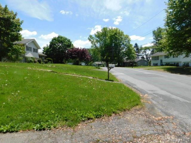 63 Scotchtown Place, Middletown, New York image 6