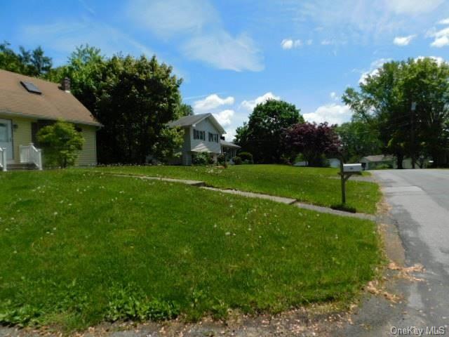 63 Scotchtown Place, Middletown, New York image 5