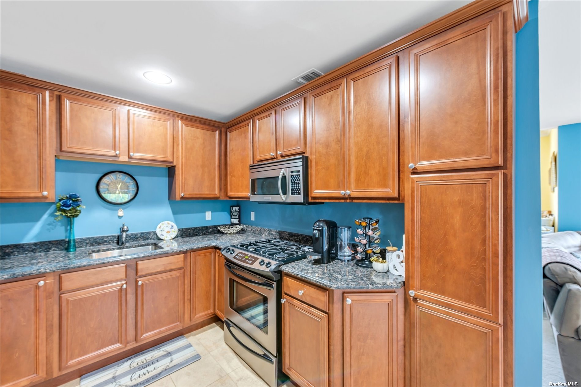 342 Medea Way #342, Central Islip, New York image 9