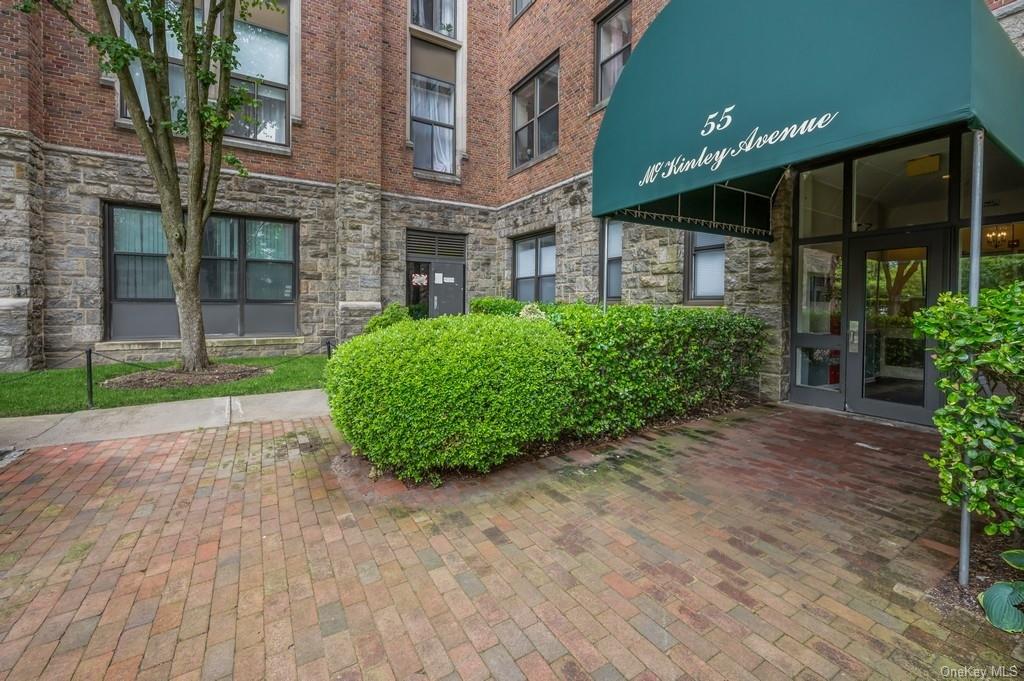 55 Mckinley Avenue #DG-13, White Plains, New York image 22