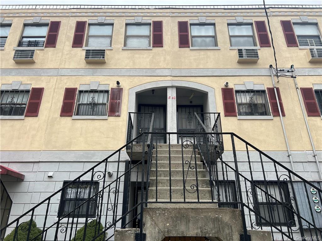 Property for Sale at 840 Leland Avenue 23B, Bronx, New York - Bedrooms: 2 
Bathrooms: 2 
Rooms: 5  - $338,999