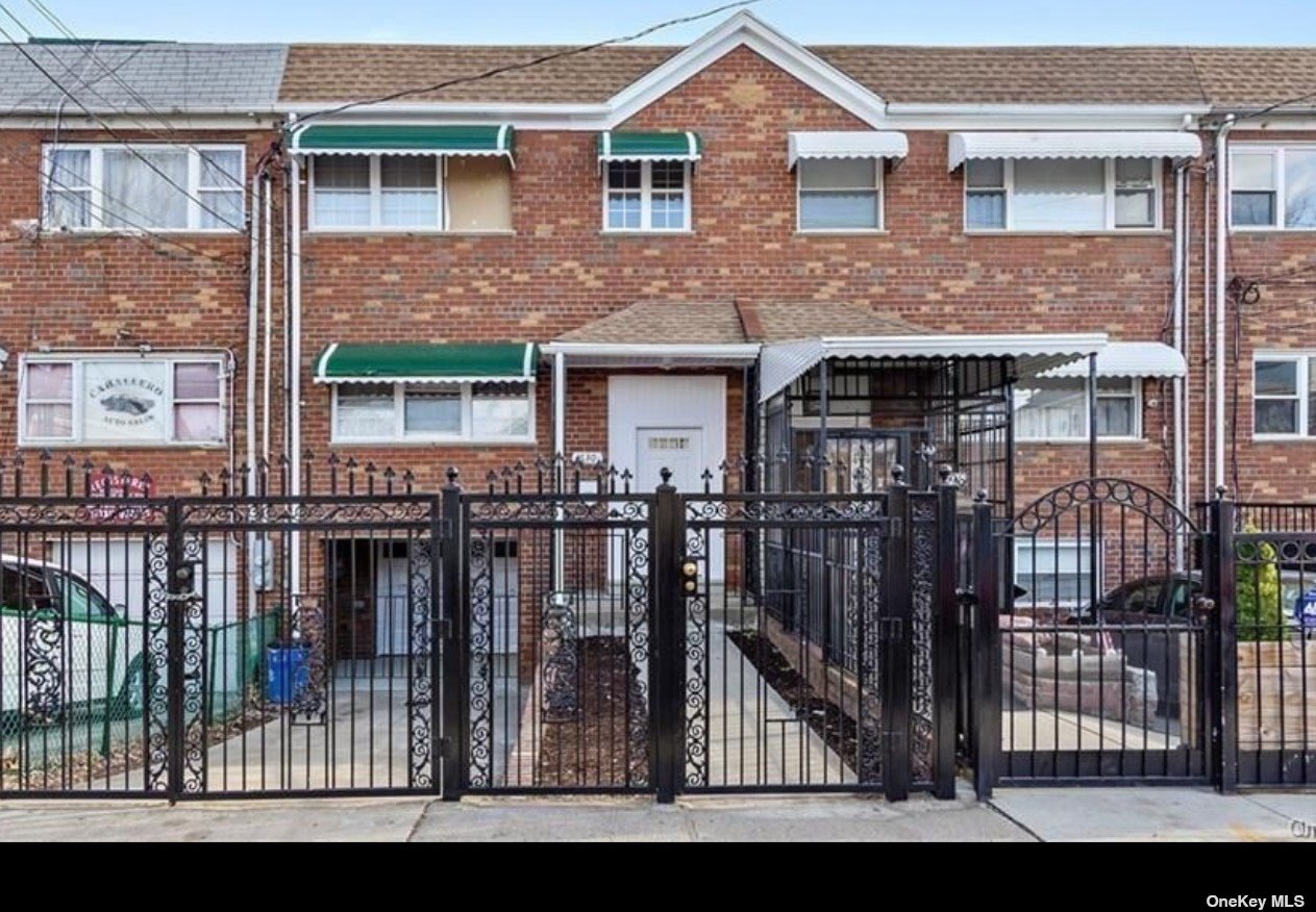Property for Sale at 630 Underhill Avenue, Bronx, New York - Bedrooms: 5 
Bathrooms: 3 
Rooms: 10  - $899,000
