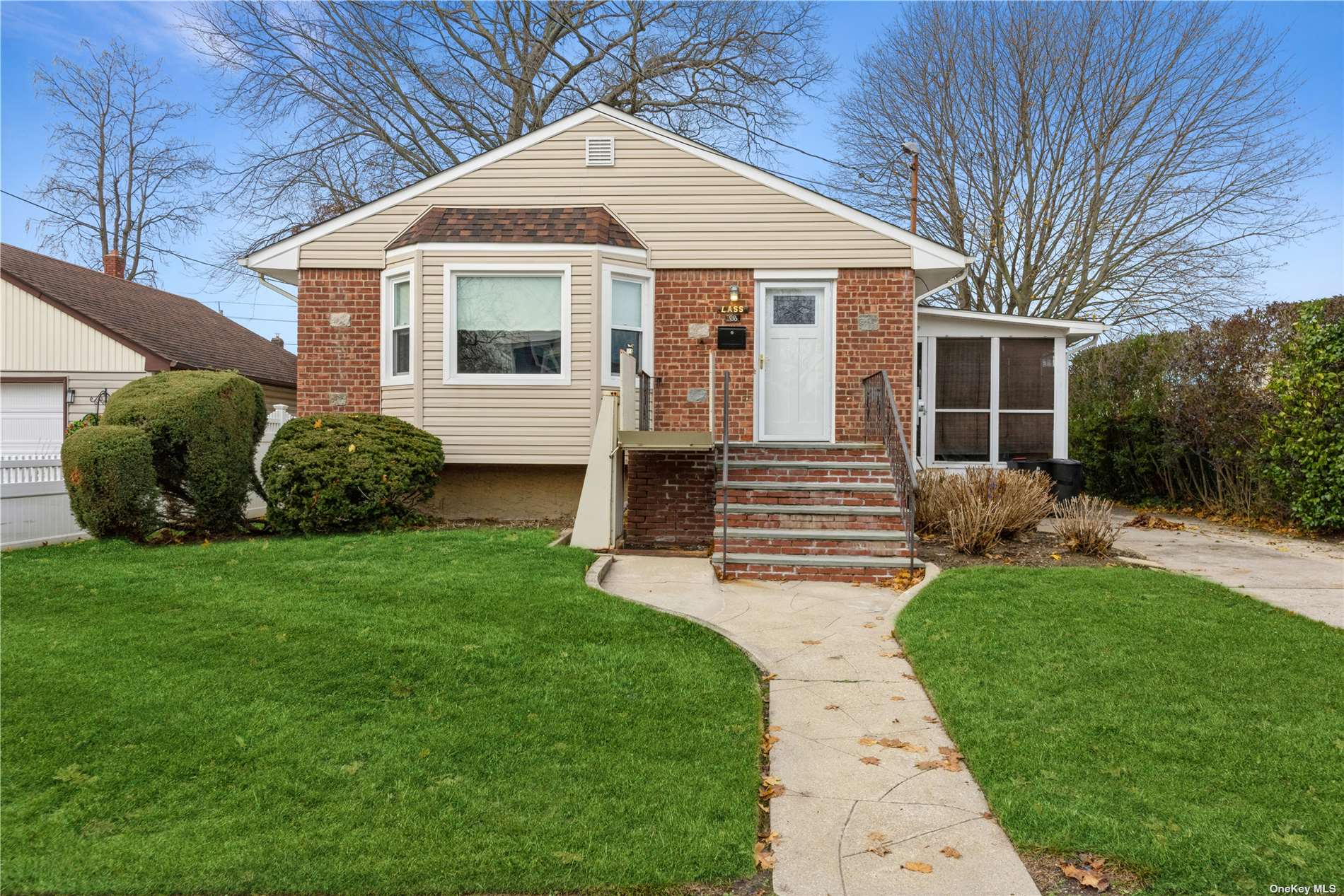 Photo 1 of 20 of 68 Bayview Avenue house