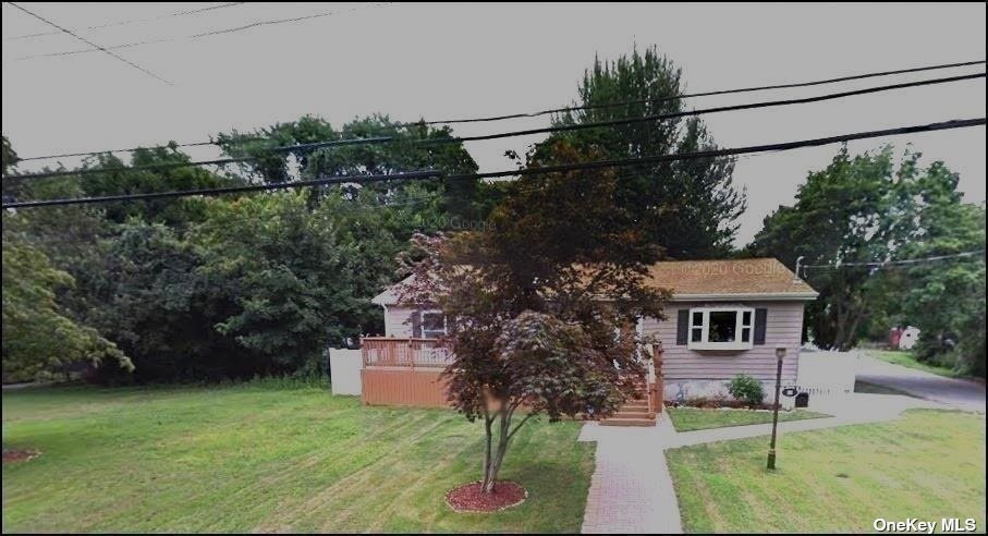 View Huntington Station, NY 11746 house