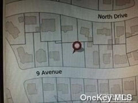 11 Center Drive Whitestone NY 11357