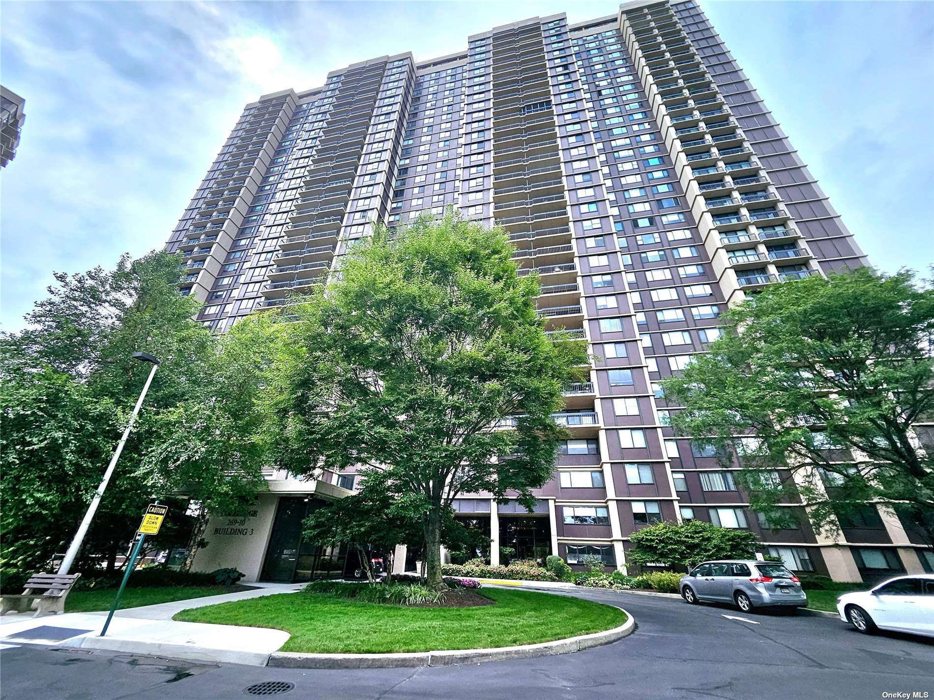 26910 Grand Central Parkway #9R, Floral Park, New York image 2