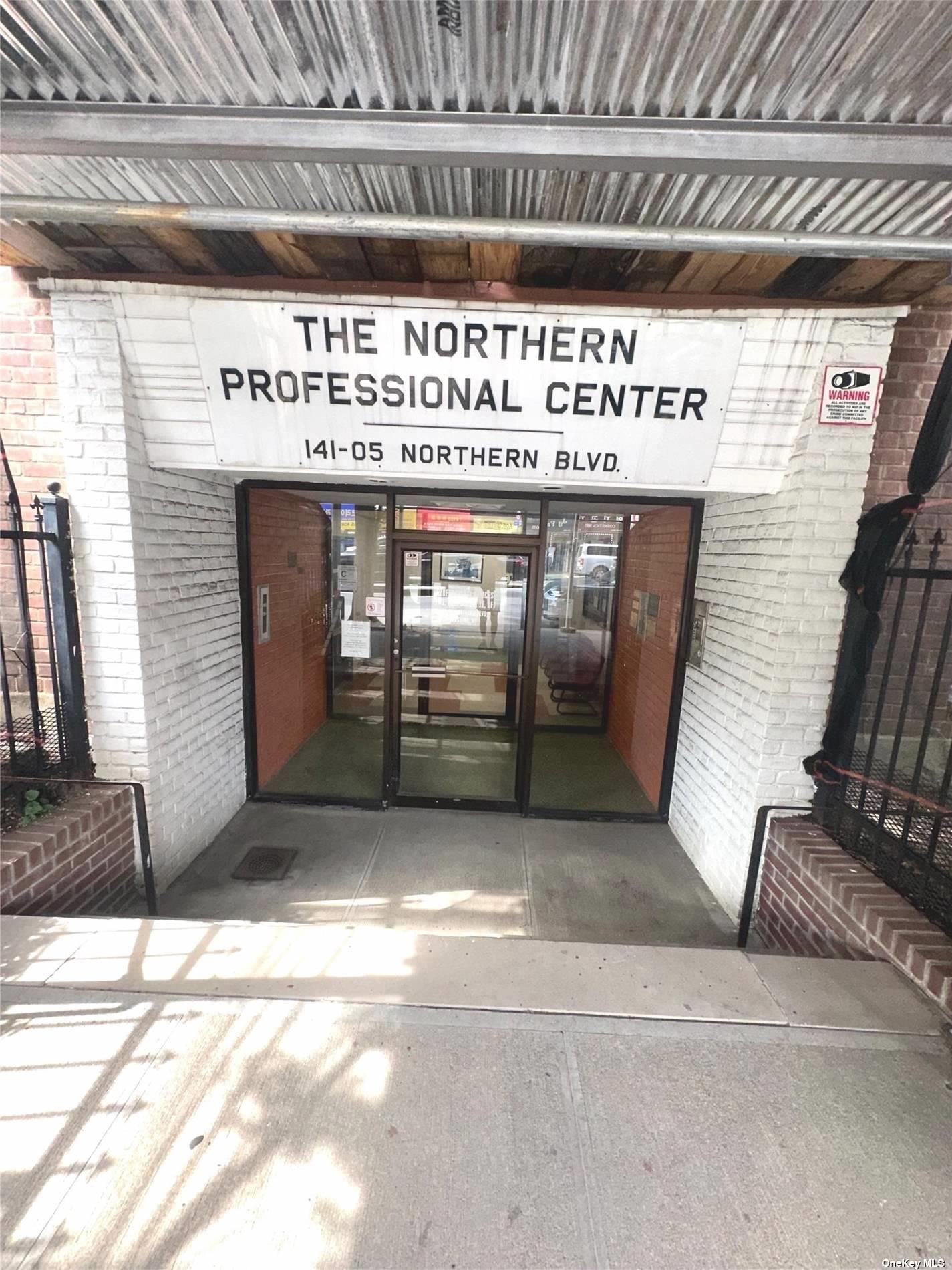 Property for Sale at Northern Blvd Blvd 1F-1E, Flushing, Queens, NY - Bedrooms: 2 
Bathrooms: 2 
Rooms: 4  - $250,000