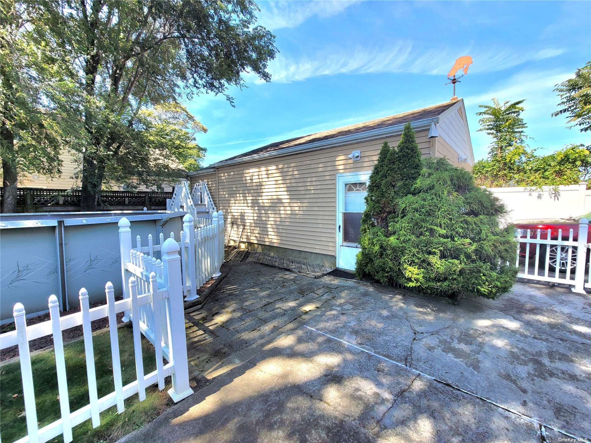 707 Pecan Street, Lindenhurst, New York image 35