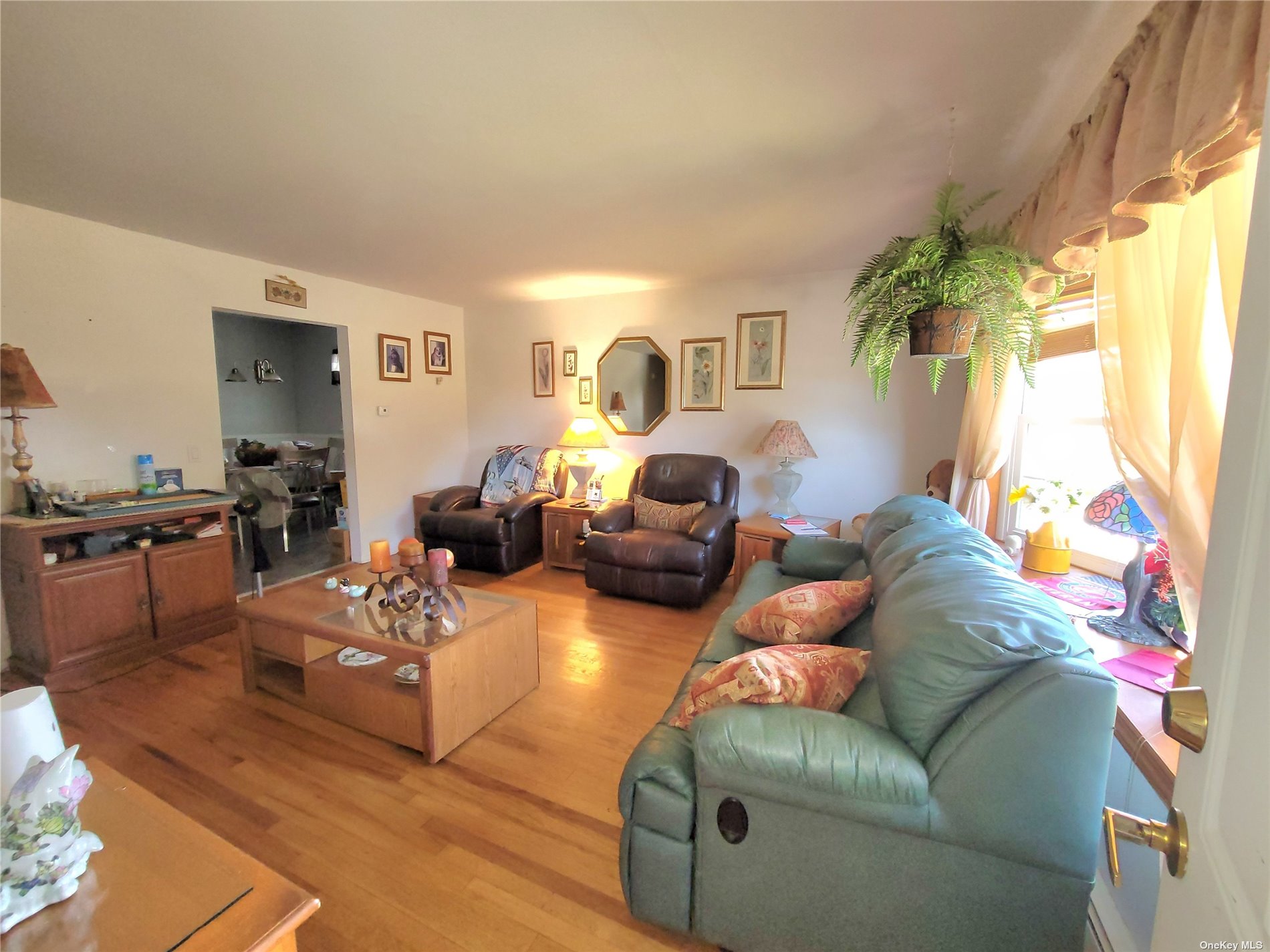 707 Pecan Street, Lindenhurst, New York image 3