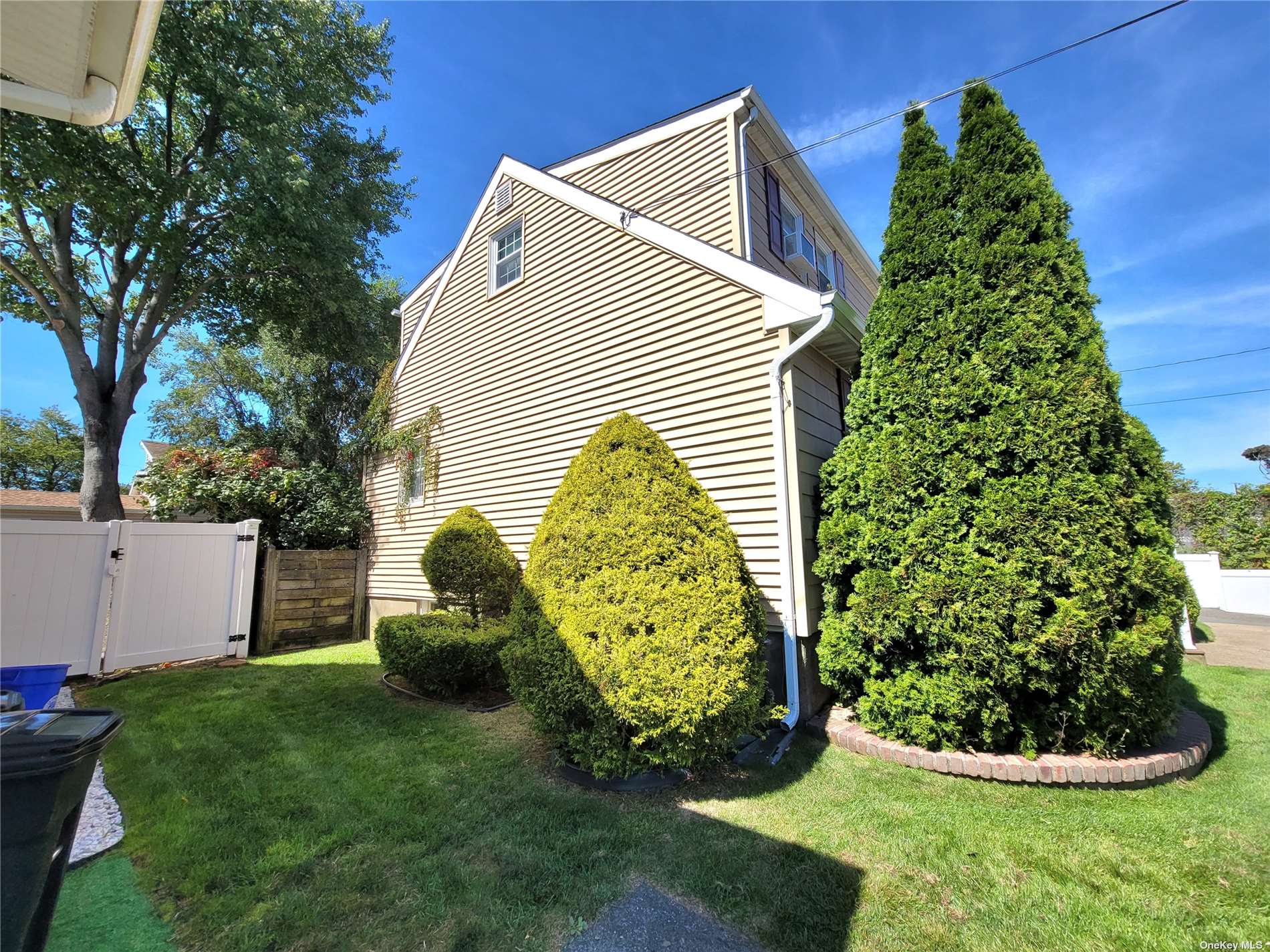 707 Pecan Street, Lindenhurst, New York image 32