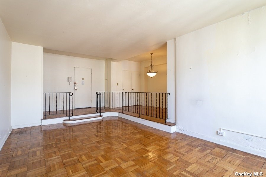 98-09 64 Road #7F, Rego Park, New York image 3