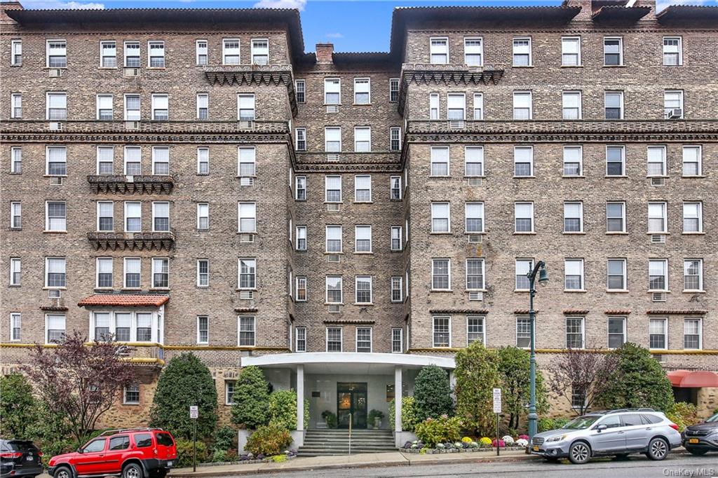 16 N Chatsworth Avenue #204, Larchmont, New York image 1