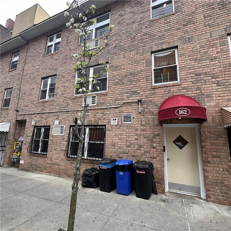 Property for Sale at 162 W 162nd Street, Bronx, New York - Bedrooms: 9 
Bathrooms: 6  - $1,025,000