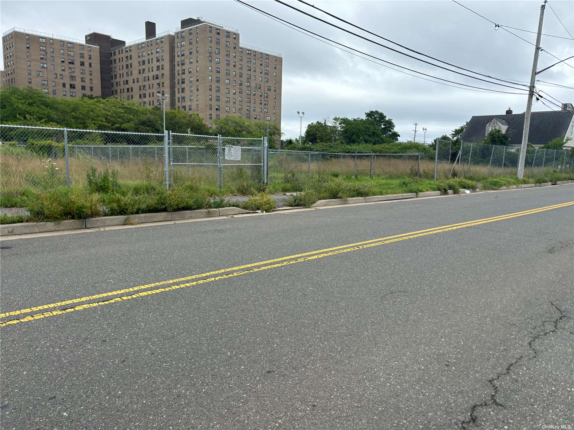 430-432 Beach 43rd Street, Far Rockaway, New York image 4