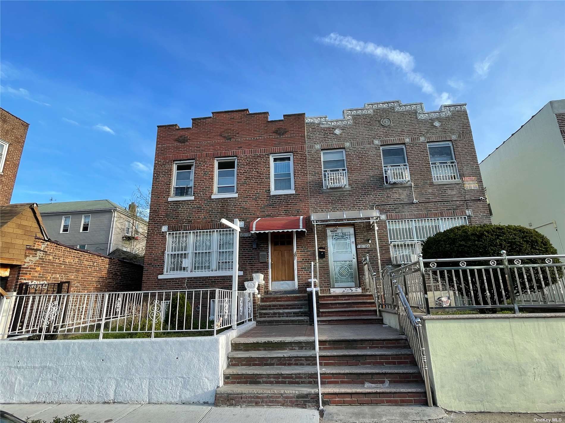 Property for Sale at 10110 31 Avenue, East Elmhurst, Queens, NY - Bedrooms: 5 
Bathrooms: 2 
Rooms: 11  - $1,088,000