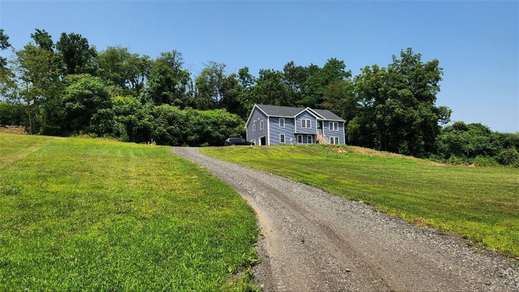 25 Anns Orchard Road, Milton, New York image 1