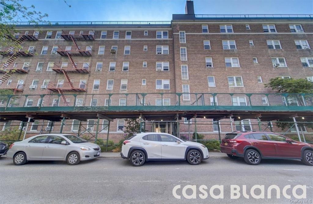 Property for Sale at 5424 Arlington Avenue H31, Bronx, New York - Bedrooms: 3 
Bathrooms: 2 
Rooms: 5  - $320,000