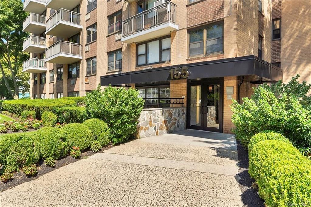 155 Ferris Avenue #6K, White Plains, New York image 2