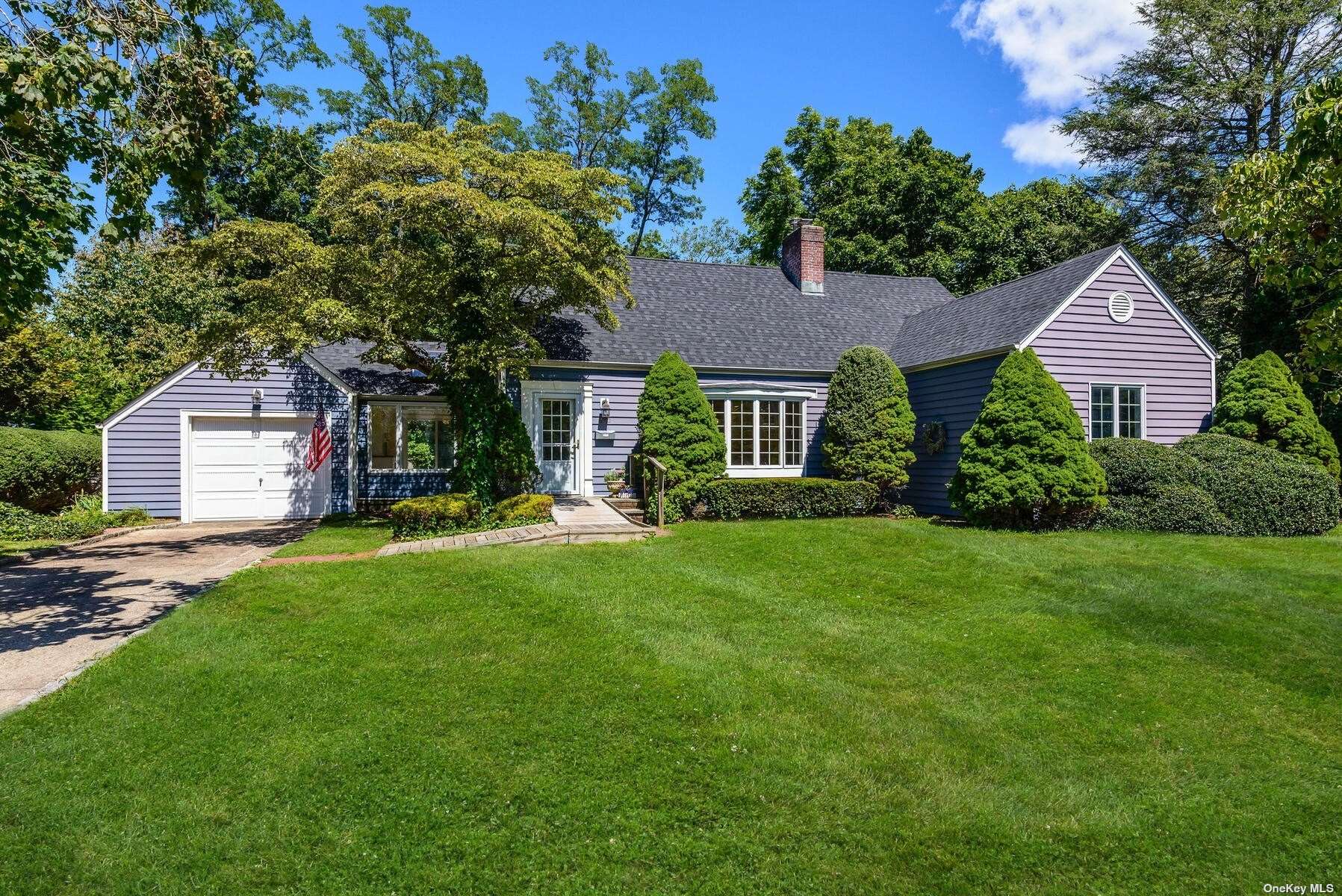 Property for Sale at 100 Dumbarton Drive, Huntington, Hamptons, NY - Bedrooms: 3 
Bathrooms: 2  - $779,000