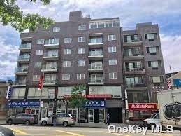 College Point Boulevard 2A, Flushing, Queens, NY -  - 