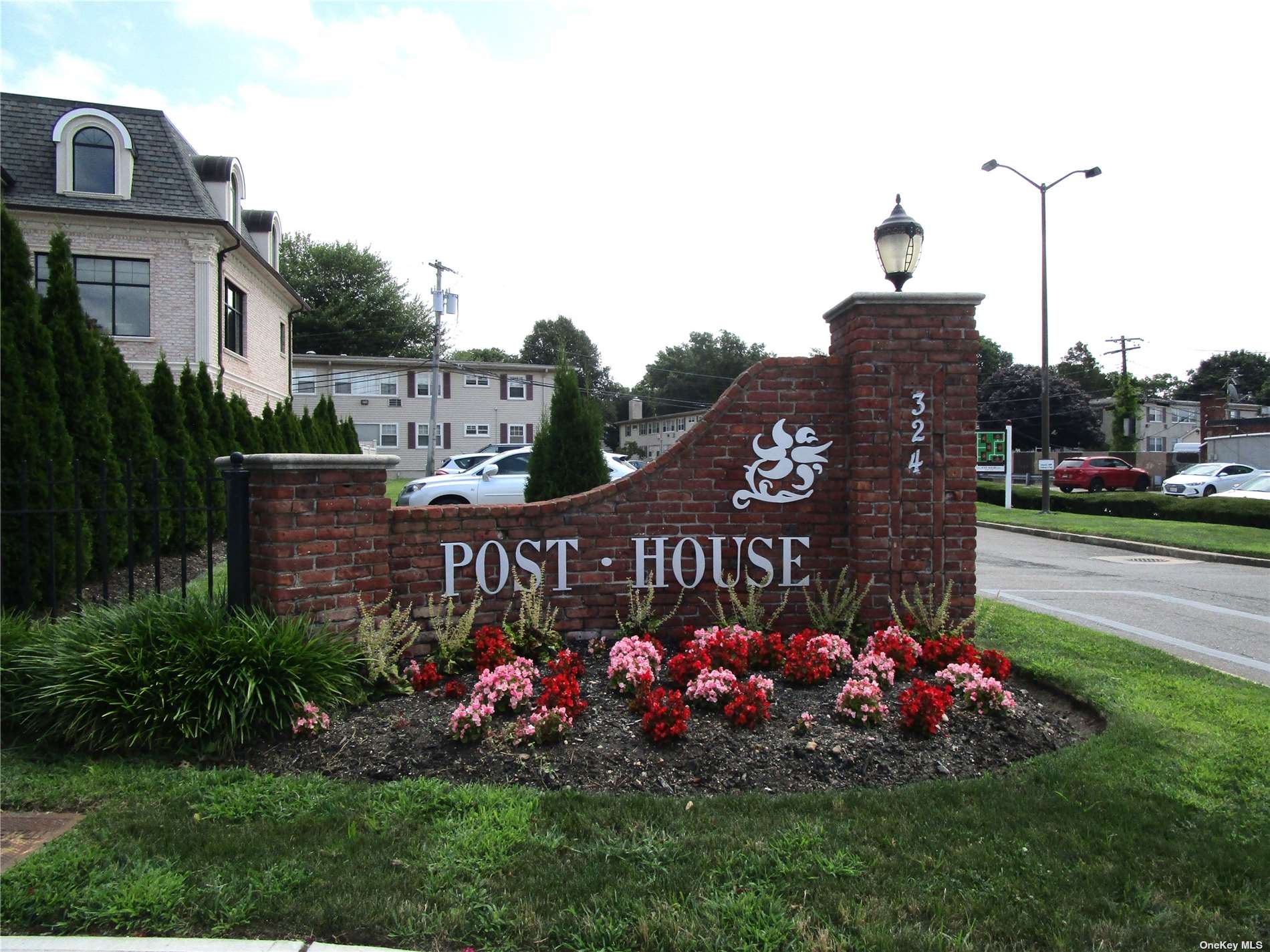 324 Post Avenue #3-B, Westbury, New York image 1