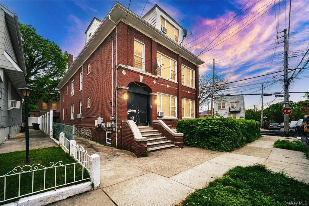 Property for Sale at 2102 Tomlinson Avenue B1, Bronx, New York - Bedrooms: 8 
Bathrooms: 2  - $1,350,000