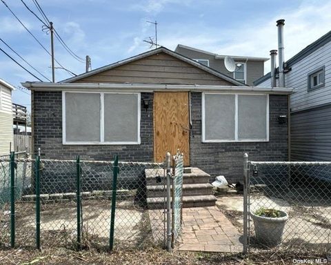 802 Lanark Road, Broad Channel, NY 11693 - #: L3558830