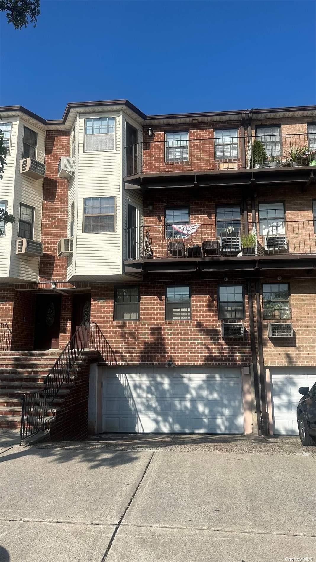 Property for Sale at 15120 79th Street 2J2, Howard Beach, Queens, NY - Bedrooms: 3 
Bathrooms: 2 
Rooms: 6  - $514,999